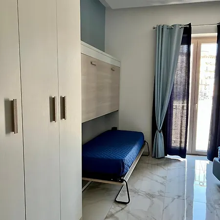 Nanu Centro Νάπολη