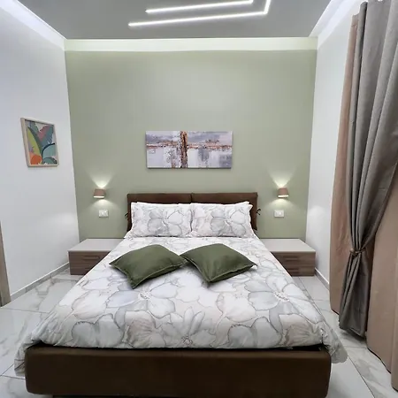 Nanu Centro Bed & Breakfast 3*