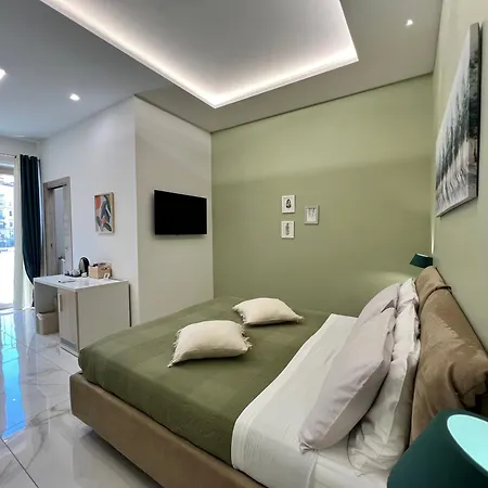 Nanu Centro 3*
